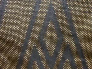 アンティーク　菱模様織り出し本場泥大島紬着物(5マルキ)